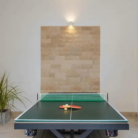 Ostone Holiday home