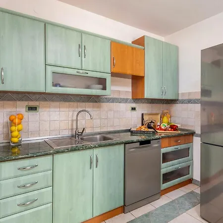 Ostone Holiday home Pula