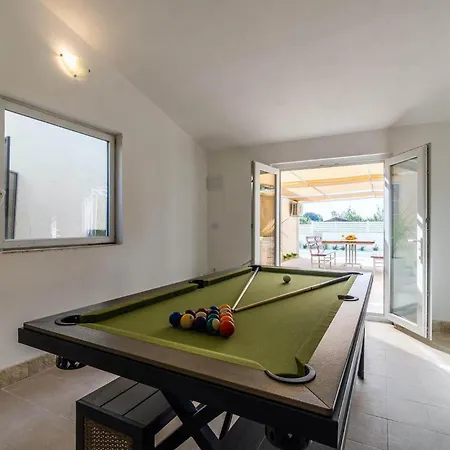 Ostone Holiday home Pula
